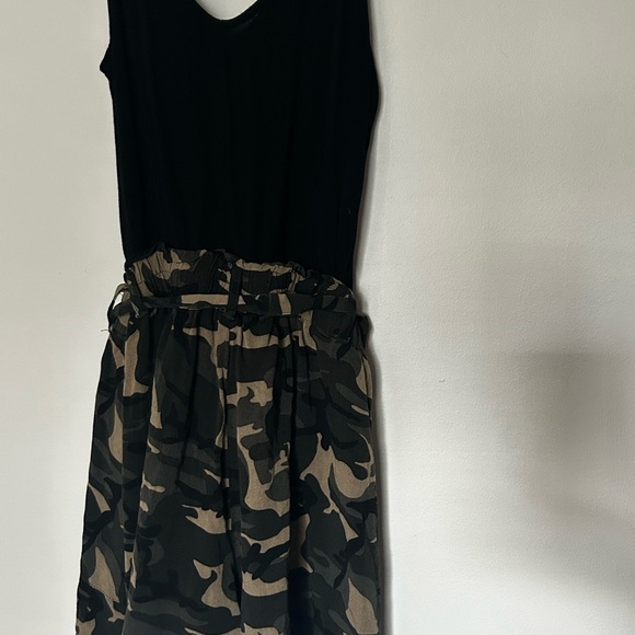 Romper size XL - Picture 2 of 5